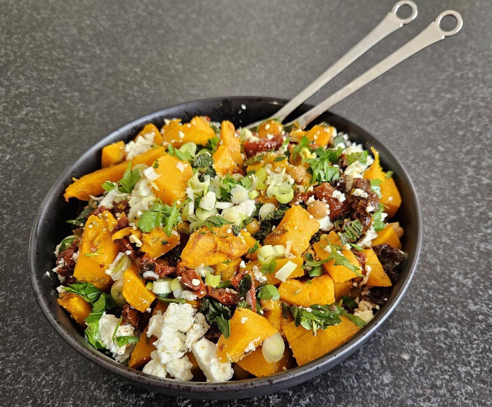 Roasted pumpkin and chickpea salad