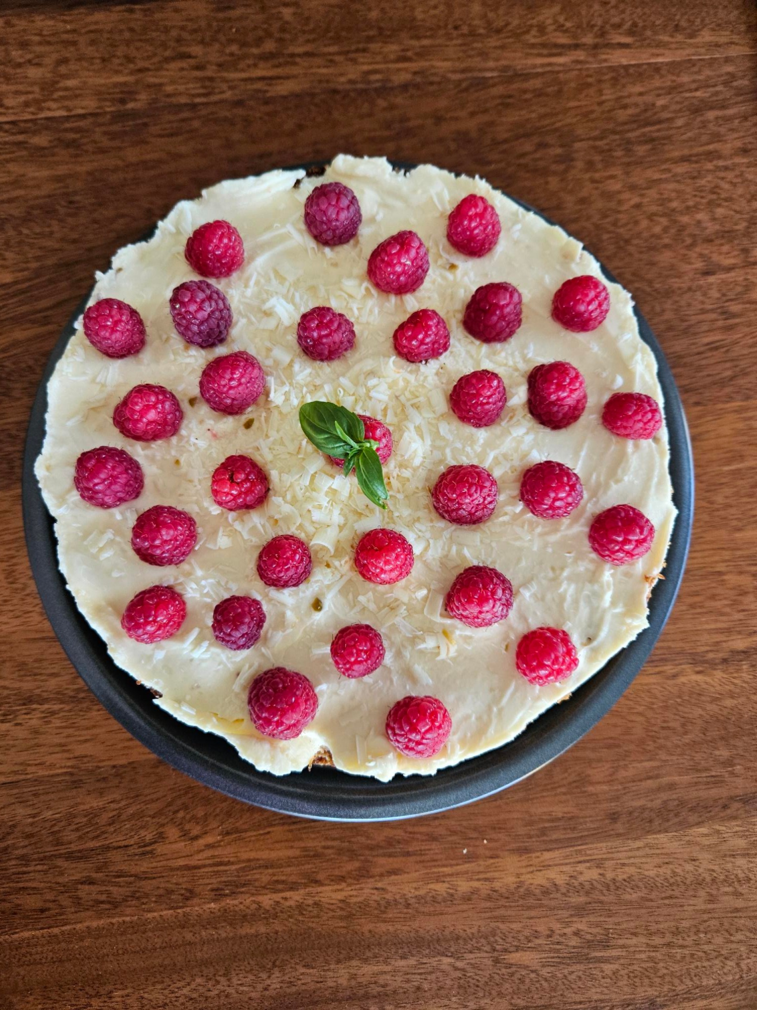 Lemon curd cake