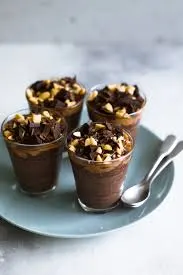 Chocolate chia pudding
